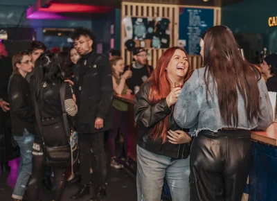 Attendees laughed and bonded between sets.