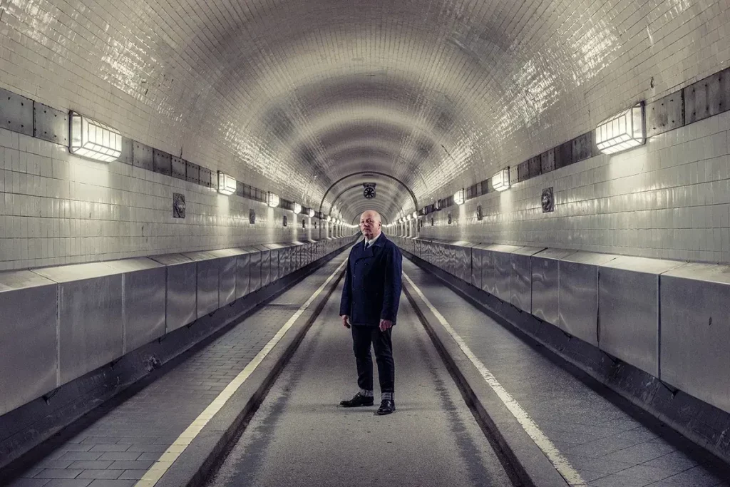 Prophecies of an Electric Sun: Ronan Harris of VNV Nation