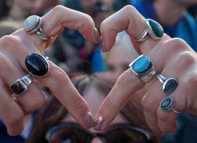 A fan shows off their rings at Kilby Block Party.