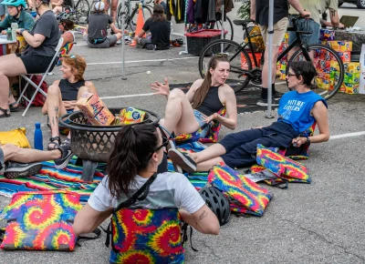 Rugs Unplugged provided activities for the participants. Photo: Ashley Christenson.