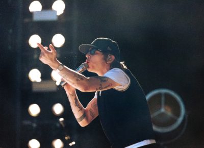 Matt Shultz of Cage the Elephant singing on stage at the Utah First Credit Union Amphitheatre. Photo: @lmsorenson