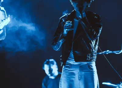 How is Landon Barker not sweating under the lights in that cool leather jacket?