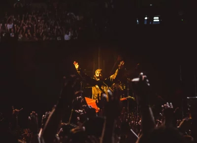 Pierce The Veil keeps all eyes on them.