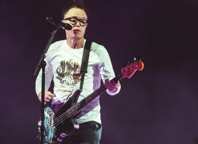 Mark Hoppus never ages out of being a great frontman.