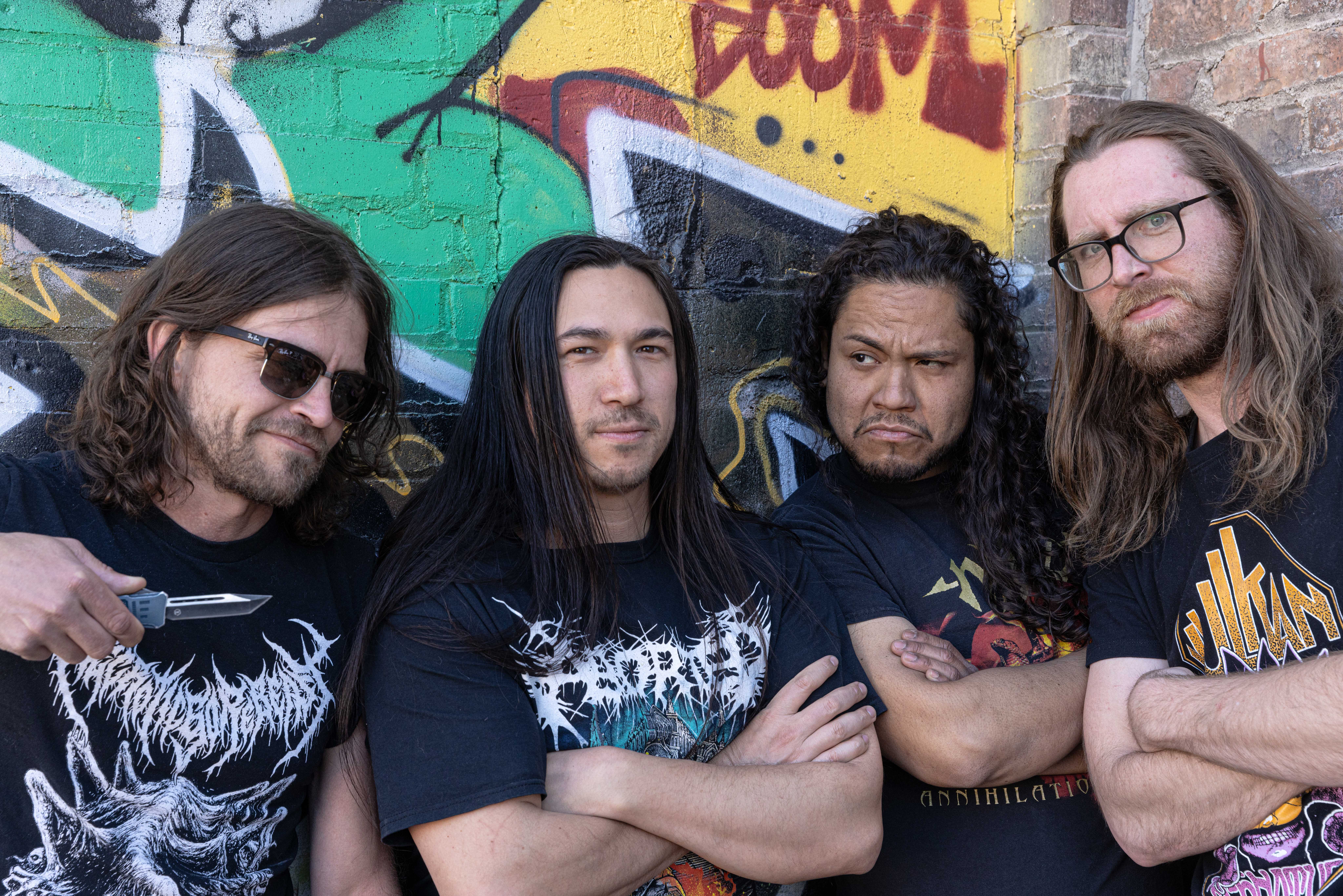 Band Debrider poses together