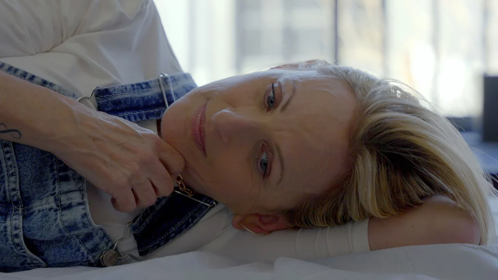 Hollywood Icon’s Powerful Voice is Heard (Or Seen) In Marlee Matlin: Not Alone Anymore