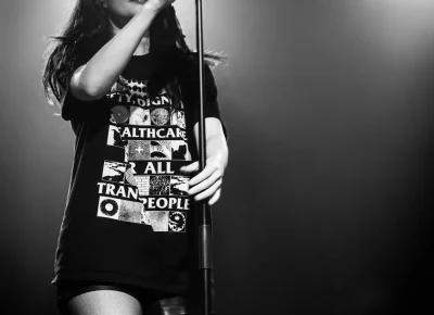 Lauren Mayberry proves her power as a solo artist. Photo: Derek Brad.