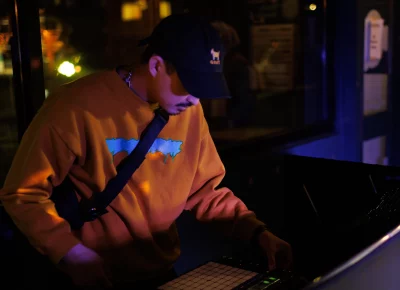 Gizmoe closed out the night at Blue Gene's.