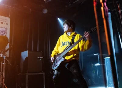 Mummy brought the riffs and the energy.