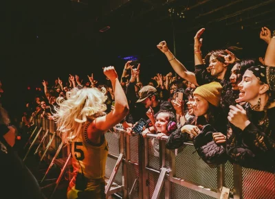 Amyl and the Sniffers @ The Complex 03.30.25