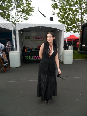 Darian Hensel, 20, Salt Lake City (@biclightbaby).