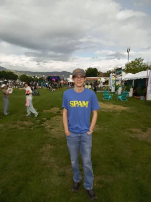 Ethan Morgan, 21, Salt Lake City (@ethan.m.photo).